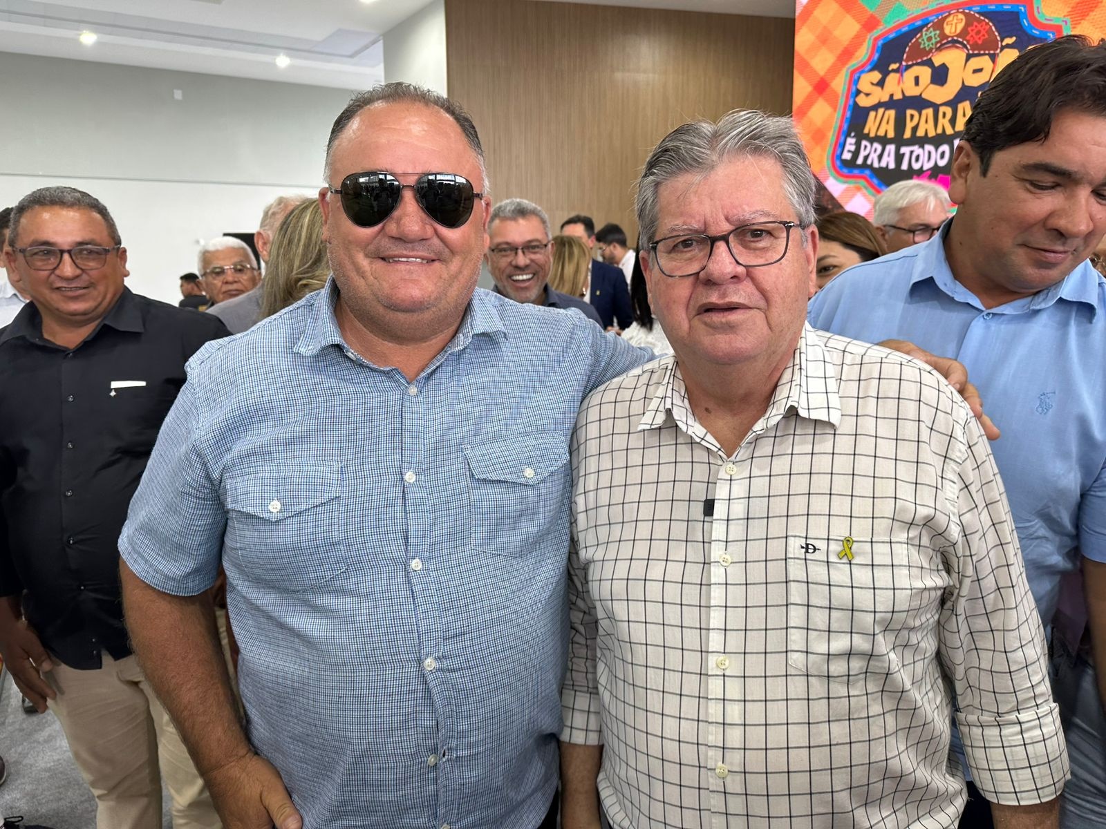Em Campina Grande: Prefeito Ceninha Lucena participa do anúncio de investimentos feito pelo Governador João Azevedo para as festividades juninas de 2025 3ceninhacg - Em Campina Grande: Prefeito Ceninha Lucena participa do anúncio de investimentos feito pelo Governador João Azevedo para as festividades juninas de 2025