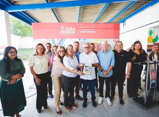 Em João Pessoa: Cícero Lucena autoriza construção de quadra poliesportiva na Escola Santos Dumont, no Varadouro JP1 640x470 - Em João Pessoa: Cícero Lucena autoriza construção de quadra poliesportiva na Escola Santos Dumont, no Varadouro