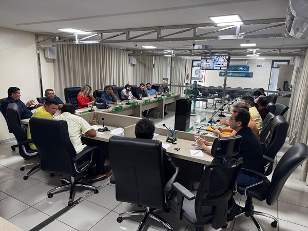 Presidente da Câmara de São Domingos, Valderan Queiroga, participa de encontro regional em Catolé do Rocha 1v - Presidente da Câmara de São Domingos, Valderan Queiroga, participa de encontro regional em Catolé do Rocha