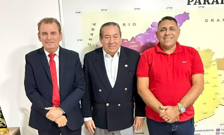 Prefeito de Aparecida, João Neto reforça parcerias com deputado Chico Mendes junto ao Governo do Estado chicoejoaojpa 780x470 - Prefeito de Aparecida, João Neto reforça parcerias com deputado Chico Mendes junto ao Governo do Estado