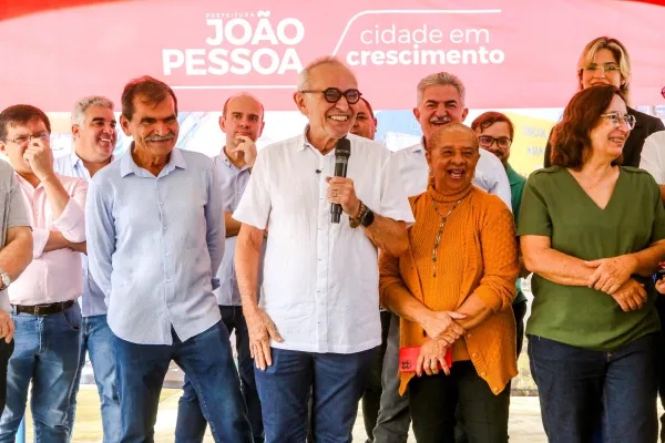 Em João Pessoa: Cícero Lucena entrega Lavanderia Comunitária requalificada no bairro da Torre jpcicero - Em João Pessoa: Cícero Lucena entrega Lavanderia Comunitária requalificada no bairro da Torre