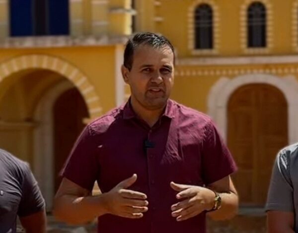 Prefeito Aldo Andrade anuncia que obras de revitalização da Praça da Matriz em Bernardino Batista estão em fase final ALDO 600x470 - Prefeito Aldo Andrade anuncia que obras de revitalização da Praça da Matriz em Bernardino Batista estão em fase final