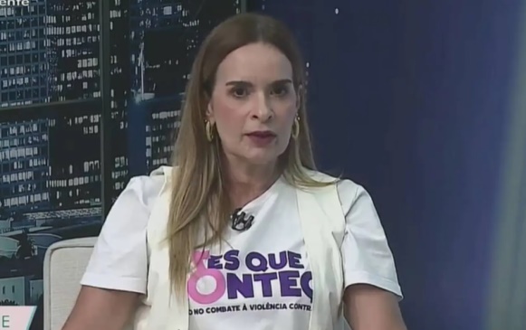 Daniella Ribeiro solta o verbo e expõe fissuras na base governista: “Pelo amor de Deus, não dá para fingir que não está acontecendo nada” DaniellaR - Daniella Ribeiro solta o verbo e expõe fissuras na base governista: “Pelo amor de Deus, não dá para fingir que não está acontecendo nada”