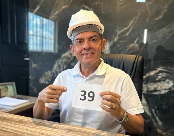 Prefeito Rinaldo Cipriano lança programa “Acelera Joca” com 39 novas obras em Joca Claudino Rinaldoc 600x470 - Prefeito Rinaldo Cipriano lança programa “Acelera Joca” com 39 novas obras em Joca Claudino