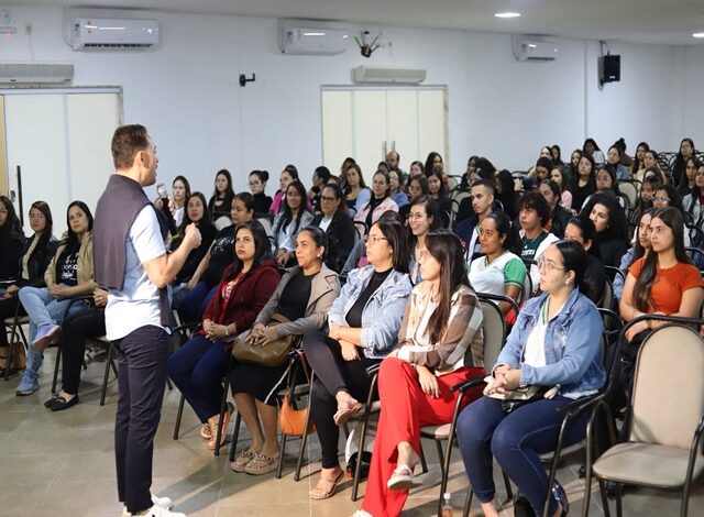 Centenas de profissionais da educação participam da Formação em Rede 2025.2 em Belo Jardim bj 640x470 - Centenas de profissionais da educação participam da Formação em Rede 2025.2 em Belo Jardim