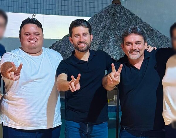 Em Sousa: Suplentes de vereador anunciam apoio à reeleição de Michel Henrique bolinha 600x470 - Em Sousa: Suplentes de vereador anunciam apoio à reeleição de Michel Henrique