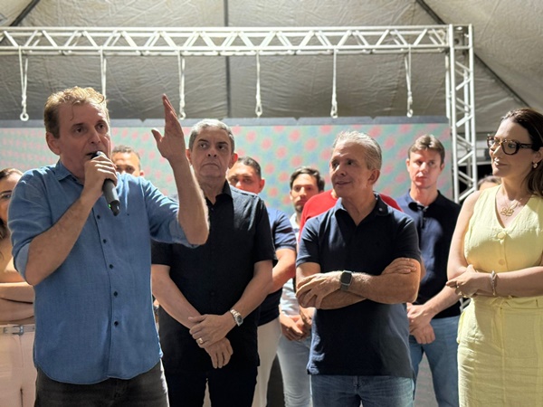 Chico Mendes reúne cerca de 20 prefeitos e lideranças de 40 municípios em grande encontro em Cajazeiras chicoevento - Chico Mendes reúne cerca de 20 prefeitos e lideranças de 40 municípios em grande encontro em Cajazeiras