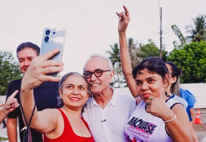 ciceroam 683x470 - Prefeito entrega praça no Alto do Mateus e abre intensa agenda de inauguração de obras e serviços