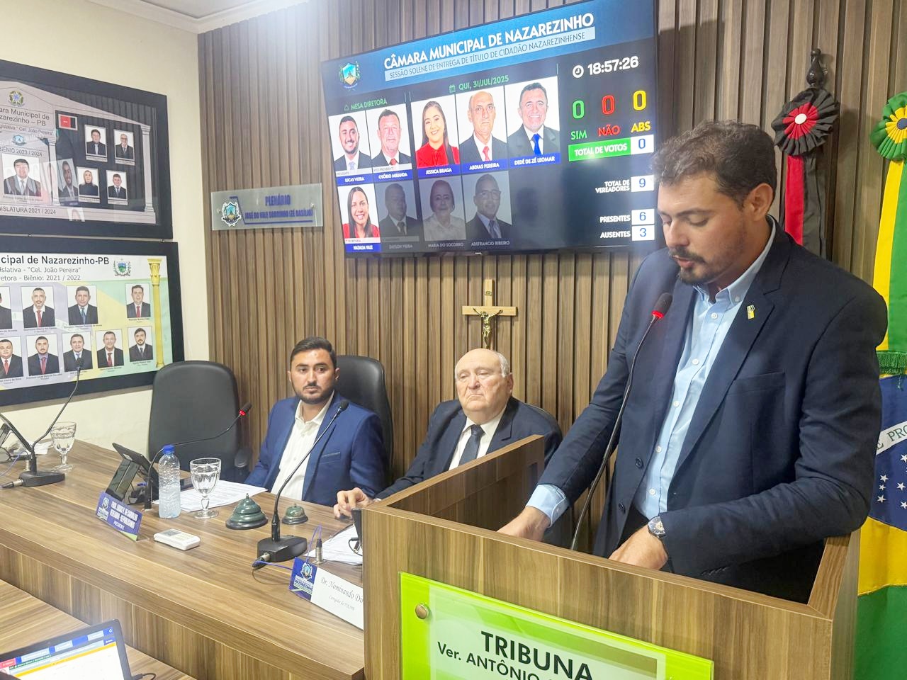 Câmara de Nazarezinho homenageia conselheiro do TCE-PB Nominando Diniz com Título de Cidadão Nazarezinhense naza06 - Câmara de Nazarezinho homenageia conselheiro do TCE-PB Nominando Diniz com Título de Cidadão Nazarezinhense