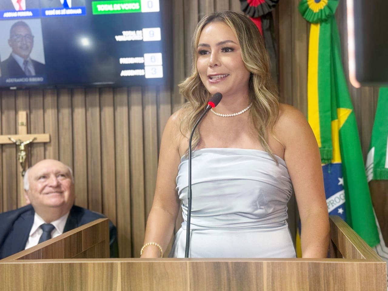 Câmara de Nazarezinho homenageia conselheiro do TCE-PB Nominando Diniz com Título de Cidadão Nazarezinhense naza08 - Câmara de Nazarezinho homenageia conselheiro do TCE-PB Nominando Diniz com Título de Cidadão Nazarezinhense