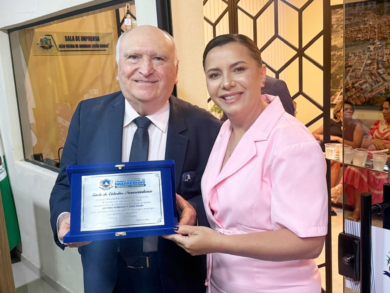 Câmara de Nazarezinho homenageia conselheiro do TCE-PB Nominando Diniz com Título de Cidadão Nazarezinhense naza15 - Câmara de Nazarezinho homenageia conselheiro do TCE-PB Nominando Diniz com Título de Cidadão Nazarezinhense