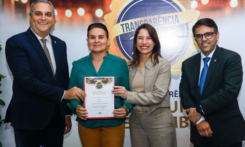 Governadora Raquel Lyra destaca transparência no ciclo junino em premiação realizada pelo Ministério Público de Pernambuco raquel2 780x470 - Governadora Raquel Lyra destaca transparência no ciclo junino em premiação realizada pelo Ministério Público de Pernambuco