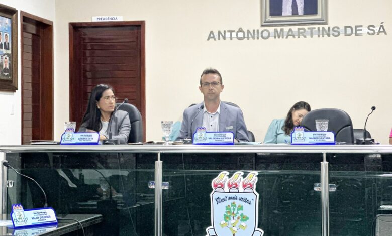 Clima esquenta na Câmara de São Domingos: Presidente Valderan Queiroga rompe com grupo da prefeita Adeilza Soares e fará neutralidade; VEJA VÍDEO valderan 780x470 - Clima esquenta na Câmara de São Domingos: Presidente Valderan Queiroga rompe com grupo da prefeita Adeilza Soares e fará neutralidade; VEJA VÍDEO