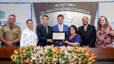 ALPE 390x220 - Hospital dos Servidores completa 100 anos e recebe homenagem na Alepe