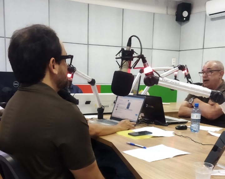 Eleições 2026: Dr. Athaíde Diniz reafirma pré-candidatura a deputado estadual e confirma apoio a Cícero Lucena para governador durante entrevista em Sousa athaided2 - Eleições 2026: Dr. Athaíde Diniz reafirma pré-candidatura a deputado estadual e confirma apoio a Cícero Lucena para governador durante entrevista em Sousa