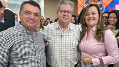 larucia1 390x220 - PESQUISA ESTADUAL: Pré-candidata a deputada estadual Larúcia Sá se mantém firme entre os favoritos na disputa por vaga na Assembleia Legislativa para 2026