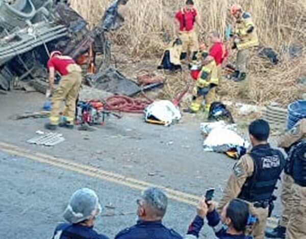 Tragédia na PB-400: Caminhão capota e deixa duas vítimas fatais na Serra de Monte Horebe monte 600x470 - Tragédia na PB-400: Caminhão capota e deixa duas vítimas fatais na Serra de Monte Horebe