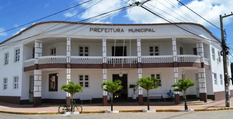 Internautas reprovam edital do concurso público da Prefeitura de Monteiro: salários e número de vagas geram polêmica monteiro 780x400 - Internautas reprovam edital do concurso público da Prefeitura de Monteiro: salários e número de vagas geram polêmica