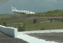 1aviao 220x150 - Bandidos fortemente armado invade aeroporto particular, sequestra piloto e tenta roubar aeronave pertencente ao Grupo do Laticínio Isis