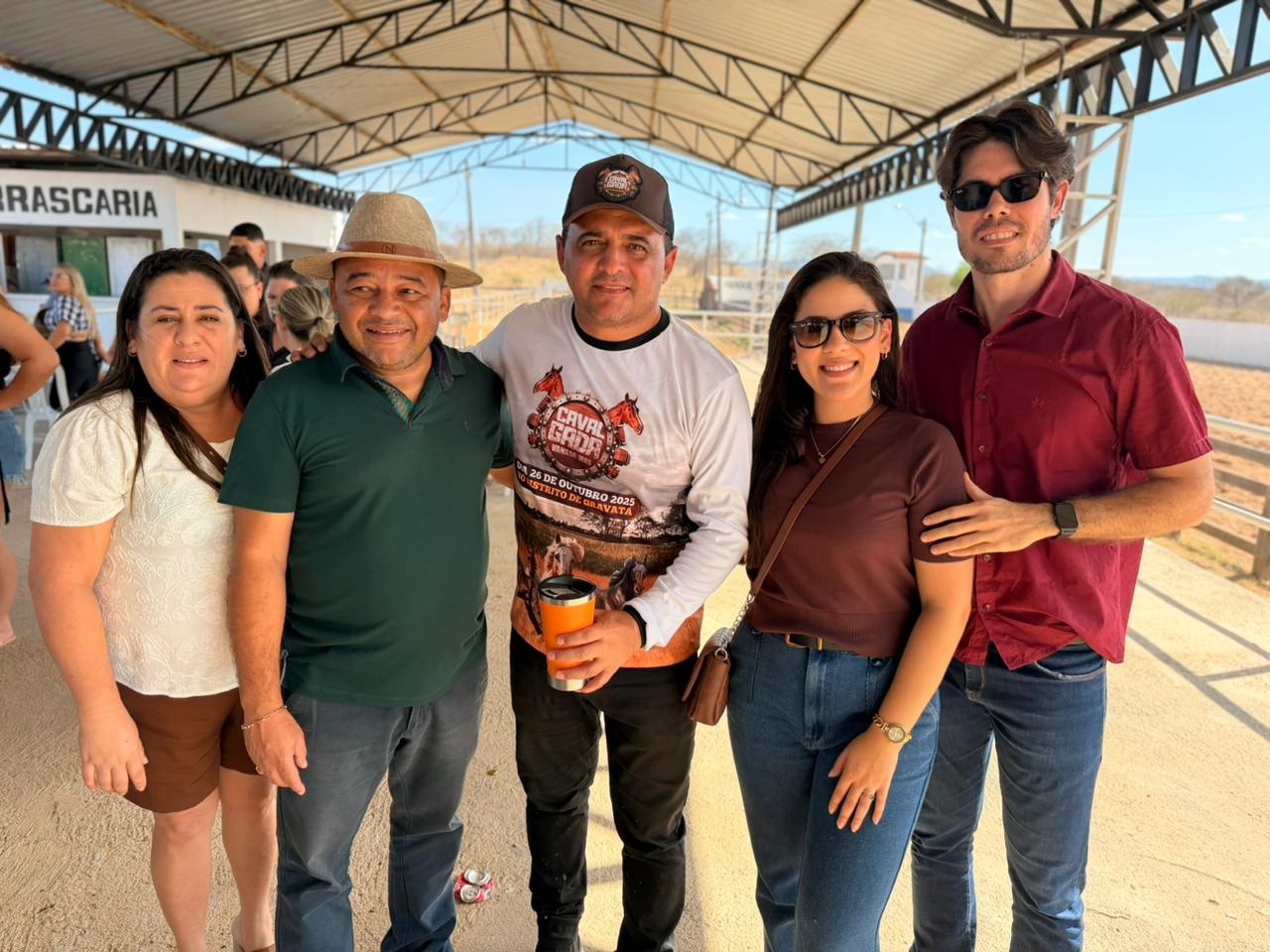 2c - 2ª Cavalgada Vanildo Dias reúne vaqueiros e grandes lideranças políticas no Distrito de Gravatá, em São João do Rio do Peixe