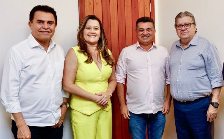 4 754x470 - ELEIÇÕES 2026: Larúcia Sá se mantém entre os 36 nomes com chances de eleição e supera 19 deputados com mandato, aponta pesquisa Seta/Polêmica Paraíba