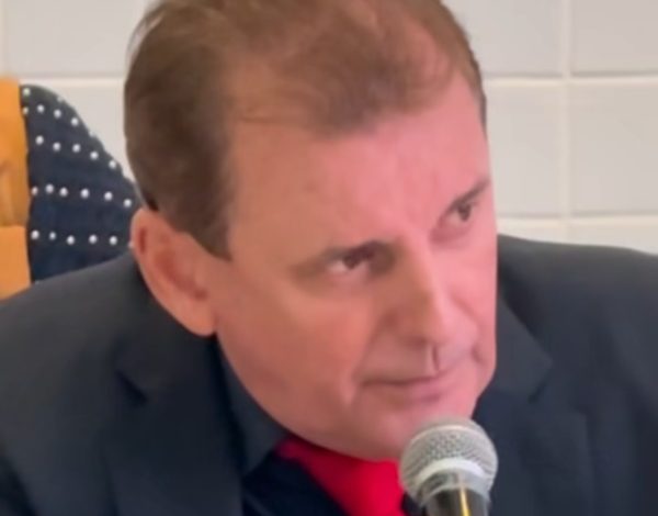 Deputado Chico Mendes participa de Sessão Itinerante em Piancó e reforça compromisso com o desenvolvimento do Sertão paraibano chico 600x470 - Deputado Chico Mendes participa de Sessão Itinerante em Piancó e reforça compromisso com o desenvolvimento do Sertão paraibano