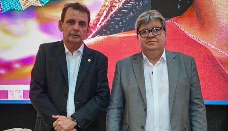 Deputado Chico Mendes comemora licitação de rodovia que ligará os Distritos de Boqueirão e Bom Jesus a PB-384 chicoejoao 780x450 - Deputado Chico Mendes comemora licitação de rodovia que ligará os Distritos de Boqueirão e Bom Jesus a PB-384