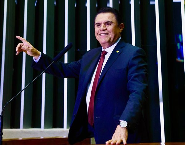 ws 600x470 - Com voto favorável, Wilson Santiago celebra isenção do Imposto de Renda para quem ganha até R$ 5 mil