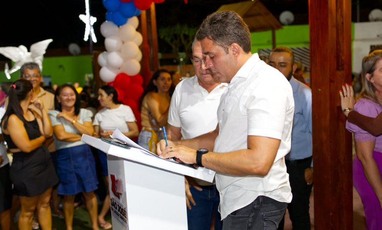 Prefeito Neto de Coraci anuncia licitação para construção de quatro praças em comunidades rurais de São José da Lagoa Tapada NETO02 780x470 - Prefeito Neto de Coraci anuncia licitação para construção de quatro praças em comunidades rurais de São José da Lagoa Tapada