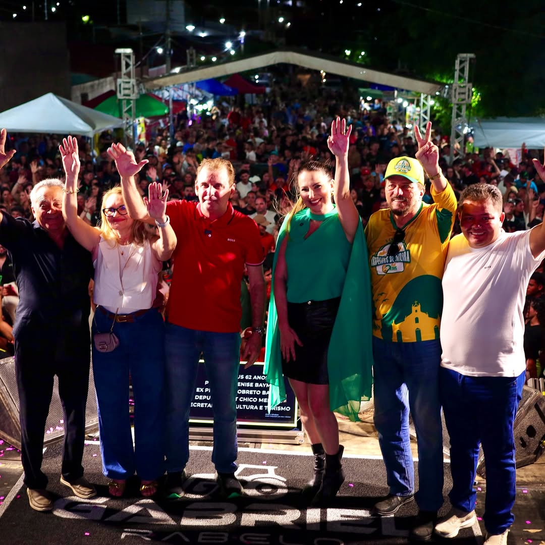 Deputado Chico Mendes participa da 10ª Cavalgada de Aroeira e anuncia novas obras para Bom Jesus em parceria com a gestão Denise Bayma SaveClip.App 581119854 18540446755015620 2832265840006295017 n - Deputado Chico Mendes participa da 10ª Cavalgada de Aroeira e anuncia novas obras para Bom Jesus em parceria com a gestão Denise Bayma