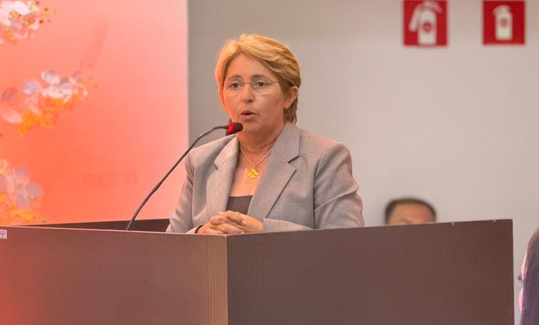 Durante uso da tribuna, prefeita Leninha Romão lamenta denúncia anônima que opositores tentavam barrar na justiça festa dos 72 anos de Uiraúna leninhac 780x470 - Durante uso da tribuna, prefeita Leninha Romão lamenta denúncia anônima que opositores tentavam barrar na justiça festa dos 72 anos de Uiraúna