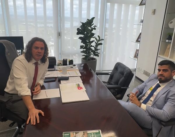 Prefeito Leomar Maia cumpre agenda em Brasília e garante boas notícias para Belém do Brejo do Cruz junto ao senador Veneziano v 1 600x470 - Prefeito Leomar Maia cumpre agenda em Brasília e garante boas notícias para Belém do Brejo do Cruz junto ao senador Veneziano