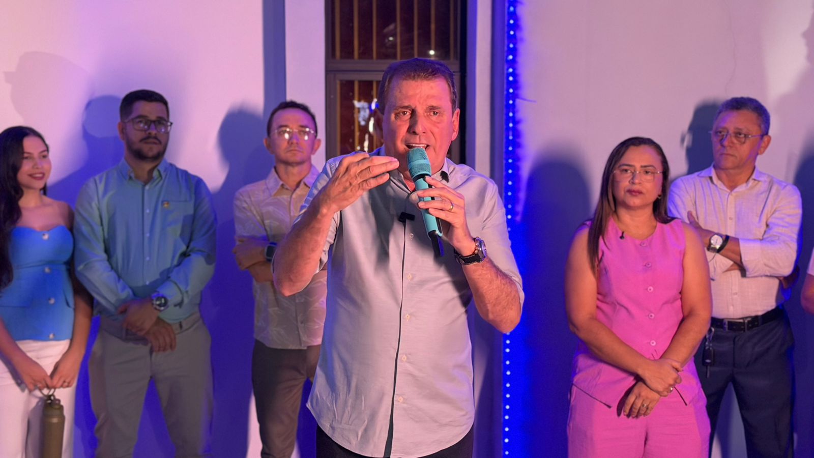 Ao lado da prefeita Adeilza Soares, deputado Chico Mendes participa da entrega de veículo zero quilômetro para reforçar a saúde de São Domingos 03c - Ao lado da prefeita Adeilza Soares, deputado Chico Mendes participa da entrega de veículo zero quilômetro para reforçar a saúde de São Domingos