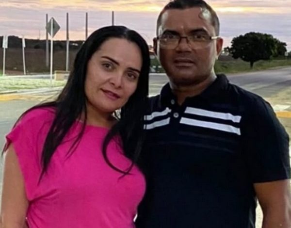Casal sousense se envolve em grave acidente na Bahia; marido morre e esposa permanece em estado grave 1v 600x470 - Casal sousense se envolve em grave acidente na Bahia; marido morre e esposa permanece em estado grave