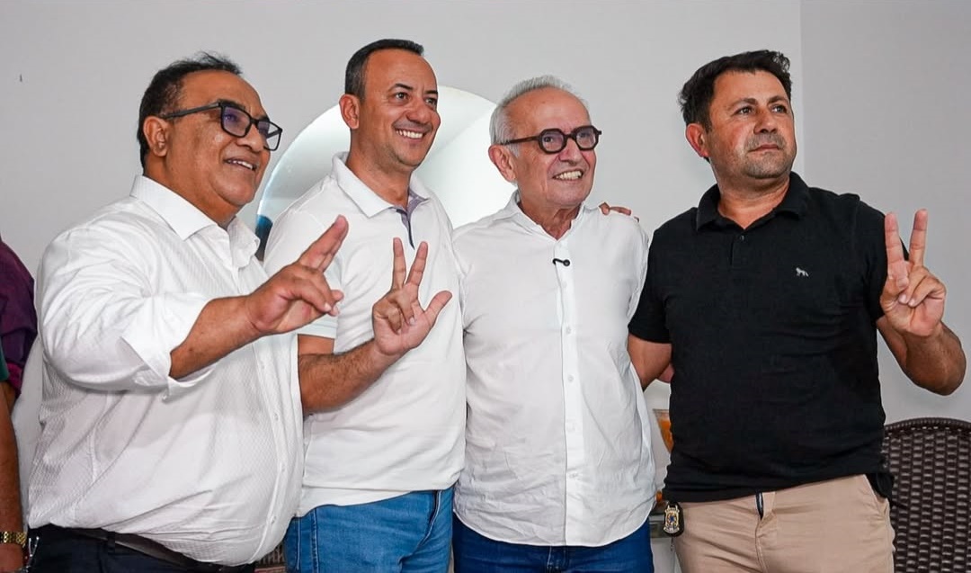 Apoiado pela prefeita Milena e Marcos Eron, Cícero Lucena marca presença nos 64 anos de Monte Horebe 3c - Apoiado pela prefeita Milena e Marcos Eron, Cícero Lucena marca presença nos 64 anos de Monte Horebe