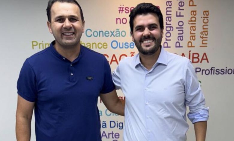 Prefeito Aldo Andrade cumpre agenda em João Pessoa e garante novos convênios para Bernardino Batista ALDOEWF 780x470 - Prefeito Aldo Andrade cumpre agenda em João Pessoa e garante novos convênios para Bernardino Batista