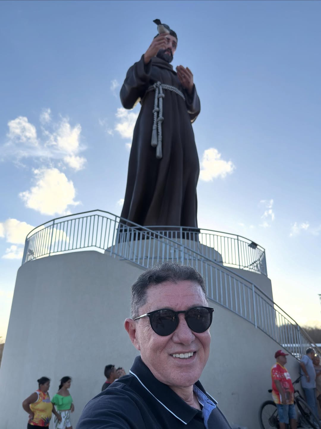 Deputado Dr. Kerginaldo participa da inauguração da estátua de São Francisco de Assis em Riachuelo SaveClip.App 603922913 18093660148930787 746658873512107223 n - Deputado Dr. Kerginaldo participa da inauguração da estátua de São Francisco de Assis em Riachuelo