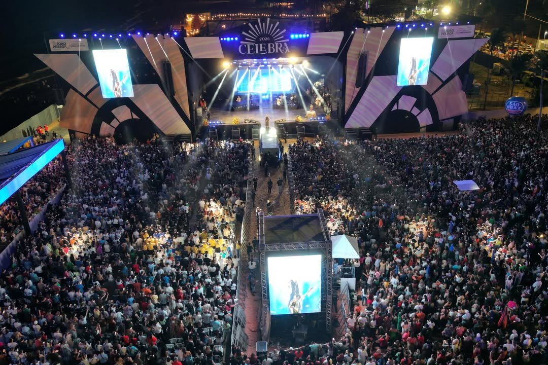 Frei Gilson reúne multidão histórica em mais de 500 mil pessoas no Celebra João Pessoa no Busto de Tamandaré SaveClip.App 607209679 18548166367028921 5158920086272628125 n - Frei Gilson reúne multidão histórica em mais de 500 mil pessoas no Celebra João Pessoa no Busto de Tamandaré