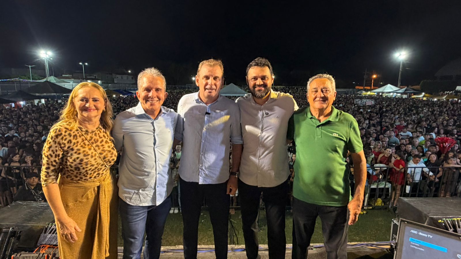 Festa dos 64 anos de Cachoeira dos Índios entra para a história e prefeito dispara: “Prometeram Calcinha Preta e não veio; eu trouxe” alyson03 - Festa dos 64 anos de Cachoeira dos Índios entra para a história e prefeito dispara: “Prometeram Calcinha Preta e não veio; eu trouxe”