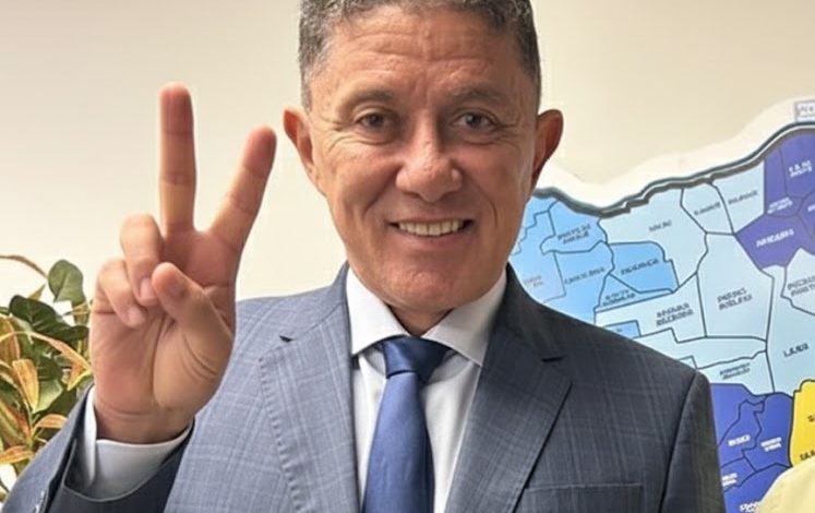 Dr. Kerginaldo comemora segundo lugar em pesquisa para deputado estadual e destaca crescimento na disputa eleitoral no RN kerginaldo001 747x470 - Dr. Kerginaldo comemora segundo lugar em pesquisa para deputado estadual e destaca crescimento na disputa eleitoral no RN