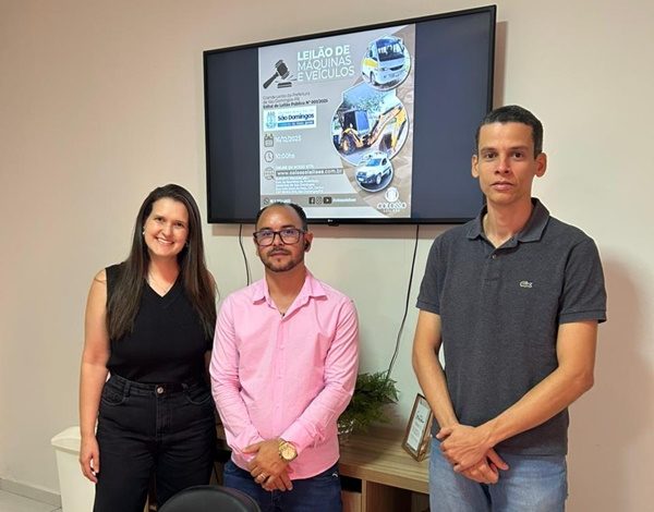 Prefeitura de São Domingos realiza leilão de veículos e máquinas e arrecada mais de R$ 321 mil sdleiloes 600x470 - Prefeitura de São Domingos realiza leilão de veículos e máquinas e arrecada mais de R$ 321 mil