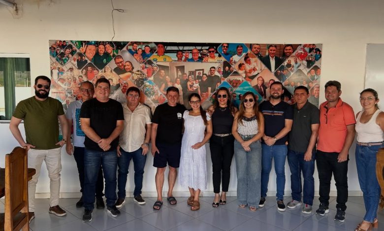 Prefeita Dayane Batista reúne secretariado e deputado Dr. Kerginaldo para alinhar metas de 2026 em Tenente Ananias SaveClip.App 610890326 18550458418046188 4020617962896412039 n 780x470 - Prefeita Dayane Batista reúne secretariado e deputado Dr. Kerginaldo para alinhar metas de 2026 em Tenente Ananias