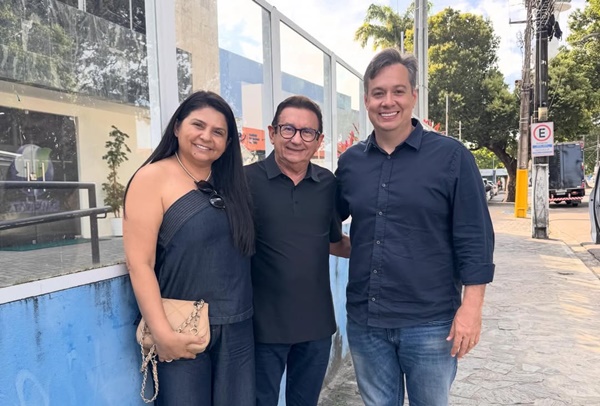 Júnior Araújo e Edilson Pereira articulam novos investimentos para Coremas em reunião na capital jreedilson - Júnior Araújo e Edilson Pereira articulam novos investimentos para Coremas em reunião na capital