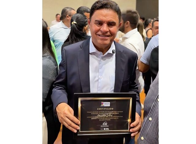 Deputado federal Wilson Santiago recebe homenagem por atuação em defesa da educação e destaca avanço da Paraíba ws2 640x470 - Deputado federal Wilson Santiago recebe homenagem por atuação em defesa da educação e destaca avanço da Paraíba