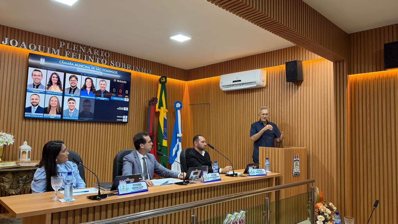 12sd - Câmara Municipal de São Domingos abre trabalhos legislativos de 2026, inaugura plenário reformado e presta homenagem a ex-vereadores