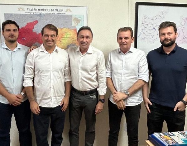 Deputado Chico Mendes celebra avanço histórico e anuncia empresa vencedora para pavimentação da estrada entre São José de Piranhas e Aguiar chicodeusdete 600x470 - Deputado Chico Mendes celebra avanço histórico e anuncia empresa vencedora para pavimentação da estrada entre São José de Piranhas e Aguiar