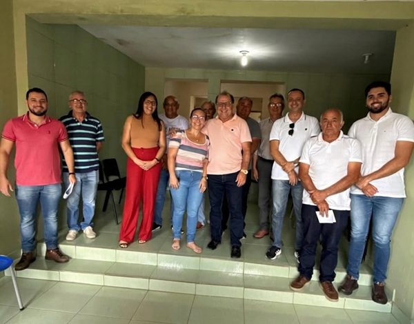 Prefeito Ceninha Lucena destaca recuperação histórica do IPASB e saldo supera R$ 12,9 milhões em Bonito de Santa Fé CENINHAL 600x470 - Prefeito Ceninha Lucena destaca recuperação histórica do IPASB e saldo supera R$ 12,9 milhões em Bonito de Santa Fé