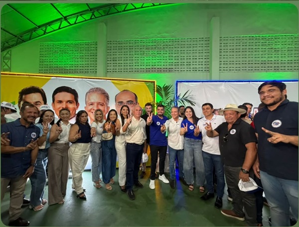 Prefeito de Belém do Brejo do Cruz, Leomar Maia prestigia filiação de Dr. Jarques Lúcio ao Republicanos e reforça união política no Sertão LEOMARMAIA2 - Prefeito de Belém do Brejo do Cruz, Leomar Maia prestigia filiação de Dr. Jarques Lúcio ao Republicanos e reforça união política no Sertão
