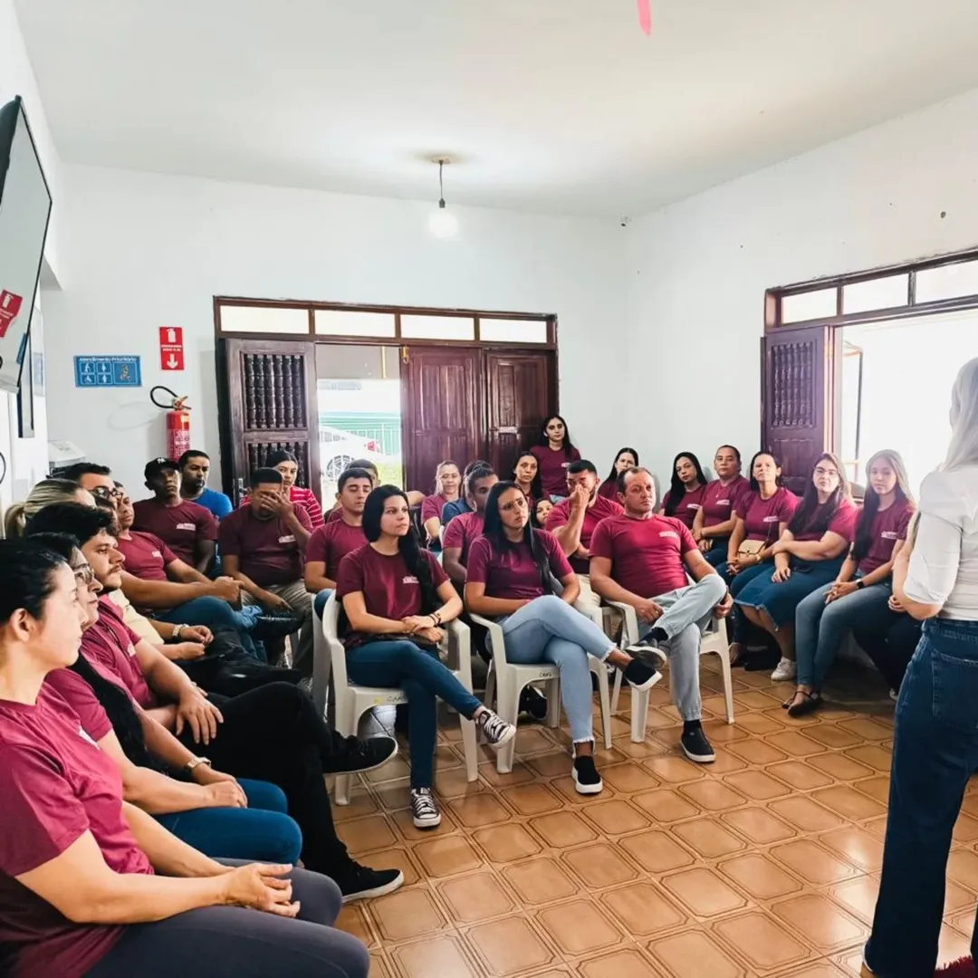 Prefeita Milena Nogueira promove encontro com profissionais da assistência social e entrega novos equipamentos em Monte Horebe SaveClip.App 481386595 18060271058504604 3202463950419561465 n - Prefeita Milena Nogueira promove encontro com profissionais da assistência social e entrega novos equipamentos em Monte Horebe