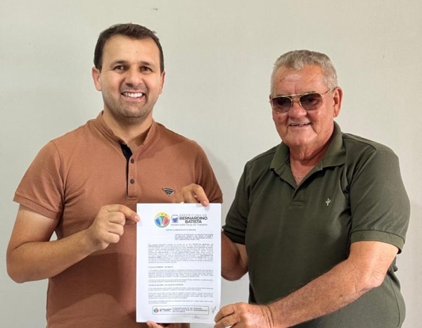 Prefeito Aldo Andrade assina convênio de mais de R$ 1 milhão e decreta o fim das ruas de terra em Bernardino Batista aldo2 - Prefeito Aldo Andrade assina convênio de mais de R$ 1 milhão e decreta o fim das ruas de terra em Bernardino Batista